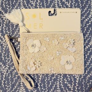 Sol and Met Cream Beaded Floral Wristlet